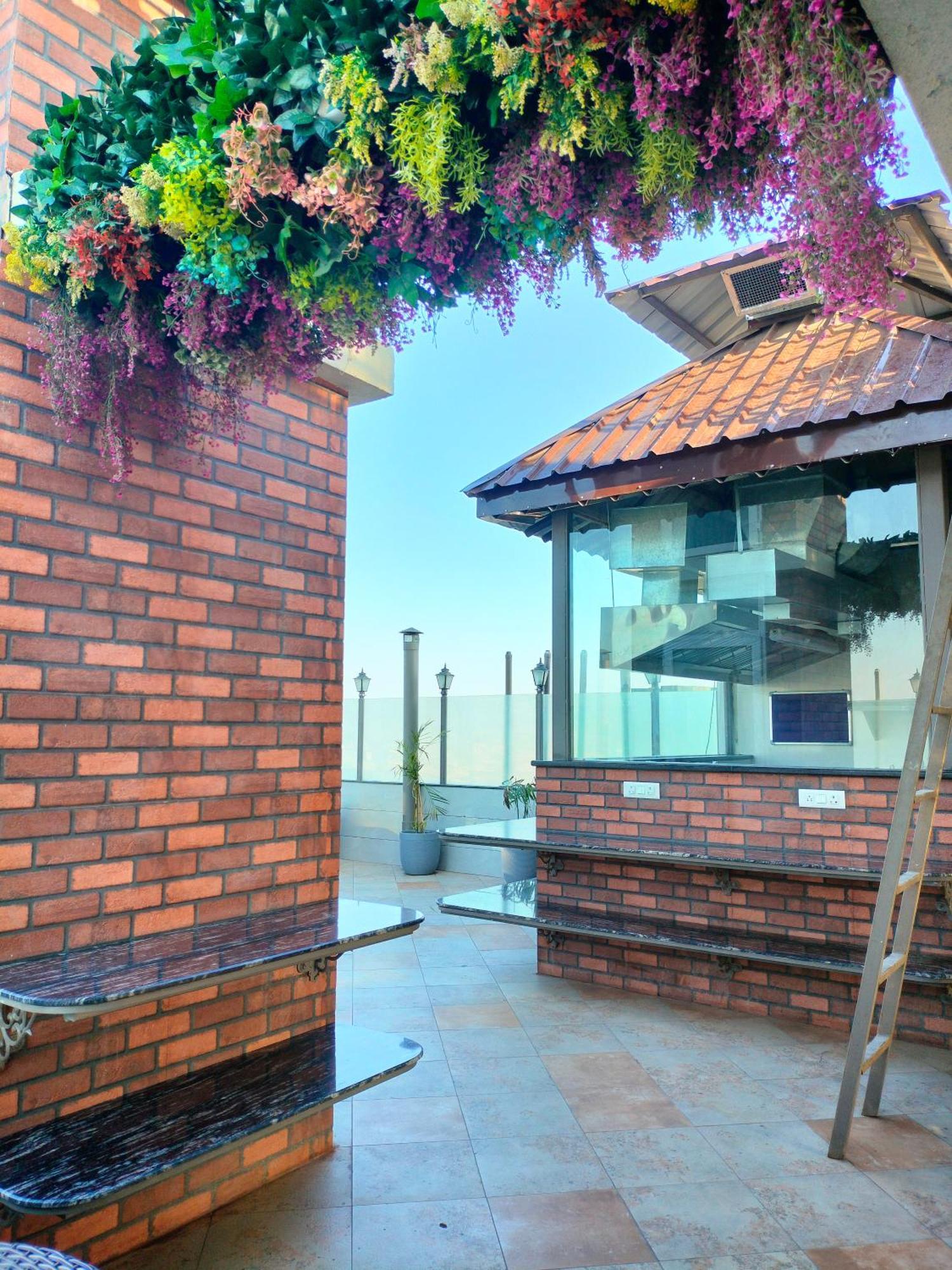 Hiraya Hotels Mohali المظهر الخارجي الصورة