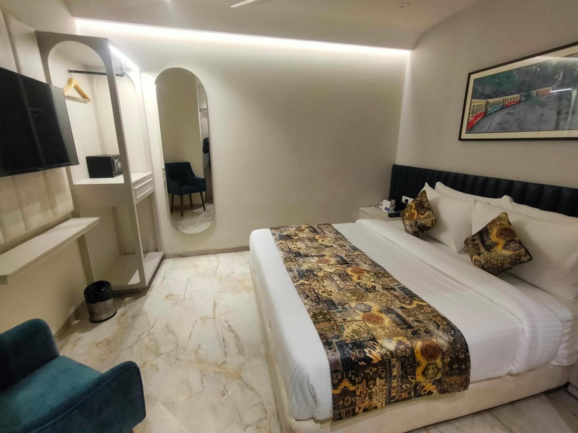 Hiraya Hotels Mohali المظهر الخارجي الصورة