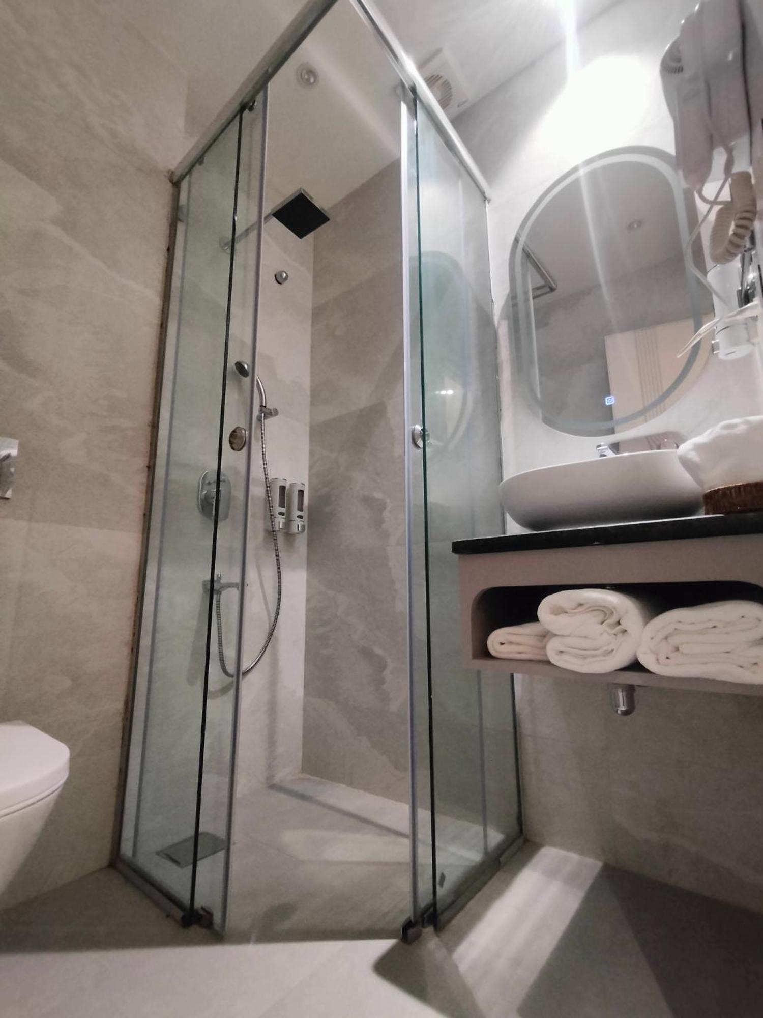 Hiraya Hotels Mohali المظهر الخارجي الصورة